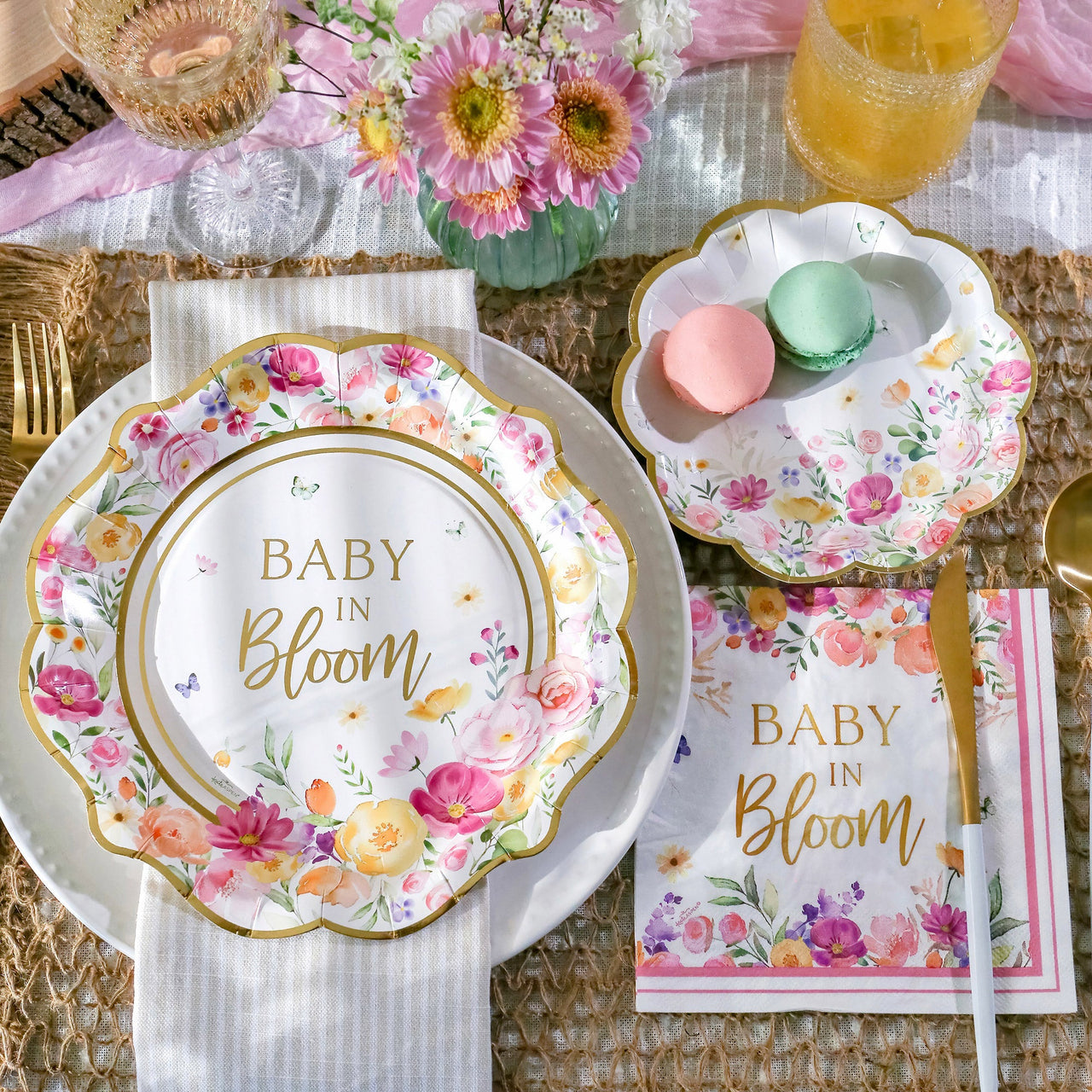 Baby in Bloom 62 pcs Tableware Set - Alternate Image 2